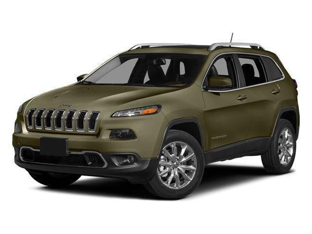2014 Jeep Cherokee Latitude in Eco Green Pearlcoat — front three-quarter view