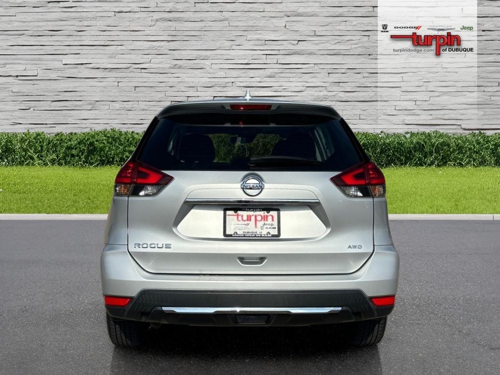 2020 Nissan Rogue — interior view