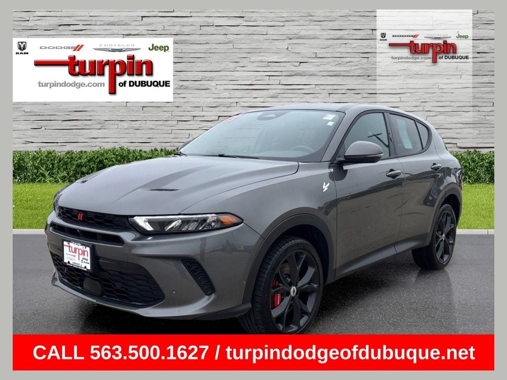 2023 Dodge Hornet GT Plus in Gray Cray — front three-quarter view